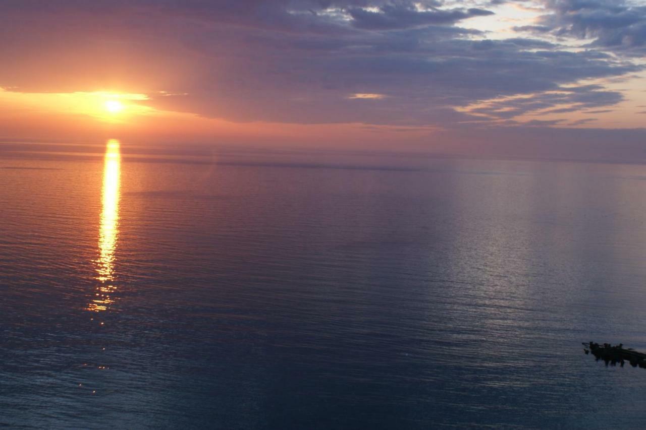 Faleza Nord Sea View Apartment Констанца Экстерьер фото